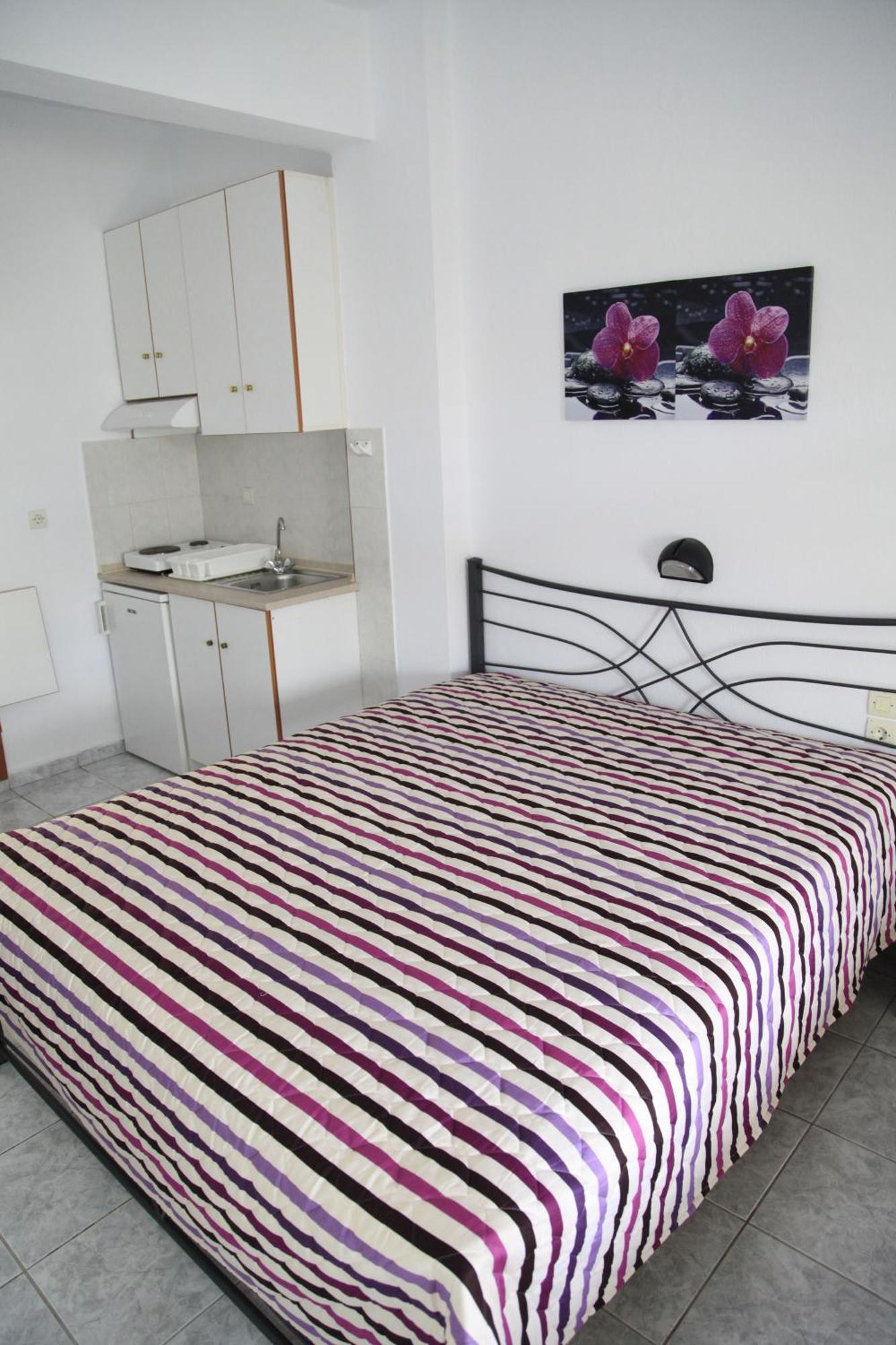 Vicky Rooms Паралия-Дионисиу Экстерьер фото