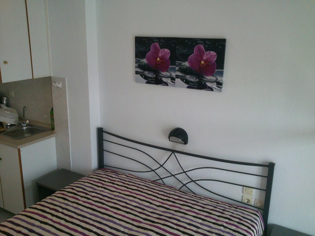 Vicky Rooms Паралия-Дионисиу Номер фото