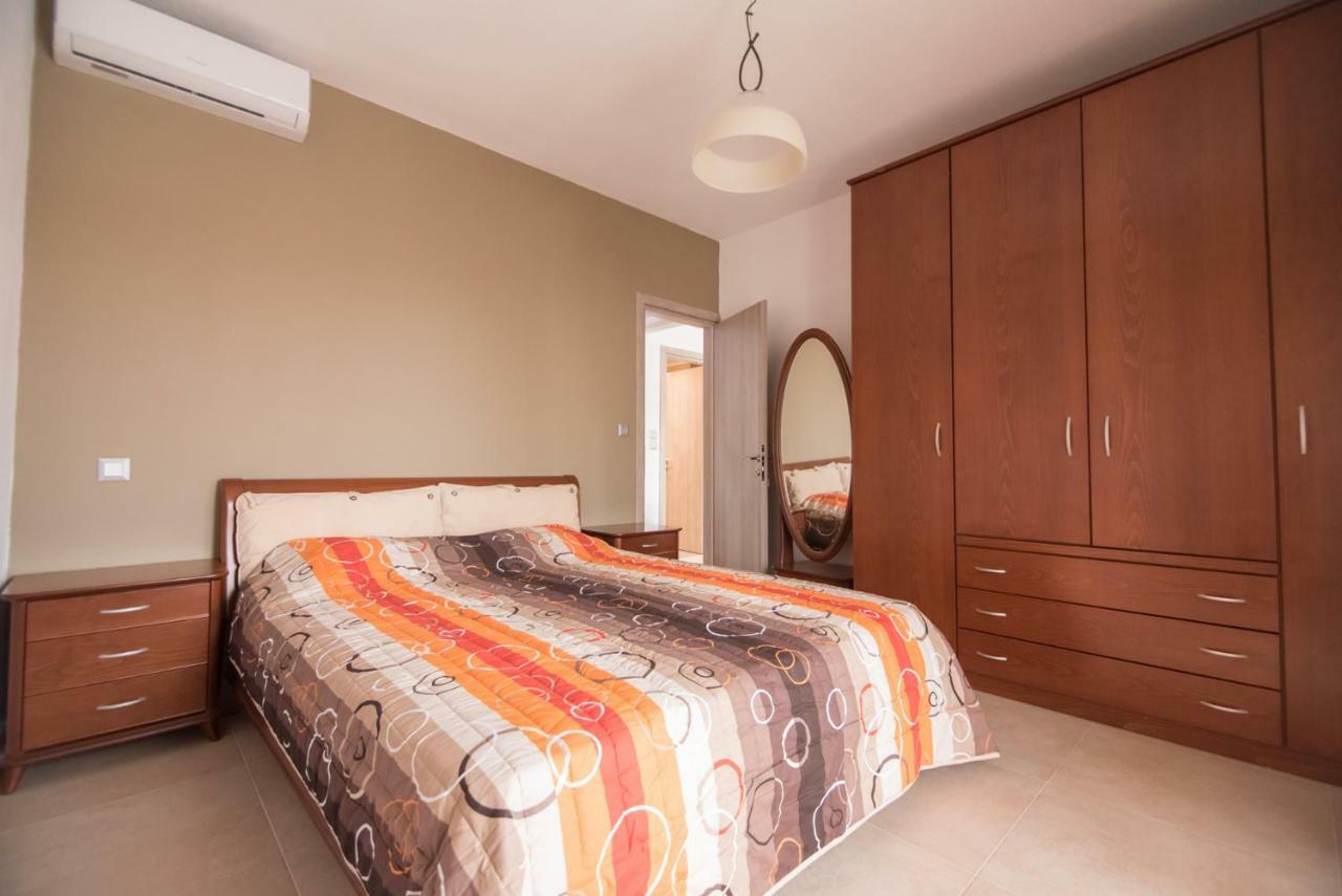 Vicky Rooms Паралия-Дионисиу Экстерьер фото