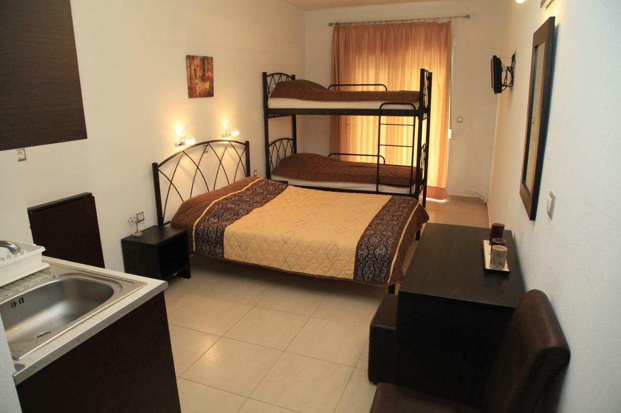 Vicky Rooms Паралия-Дионисиу Экстерьер фото