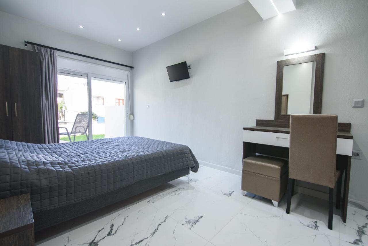 Vicky Rooms Паралия-Дионисиу Экстерьер фото